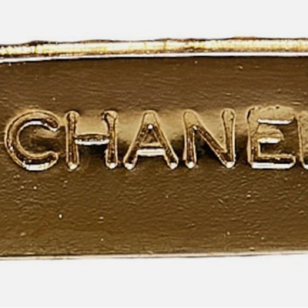 Vintage Chanel Brooch Rue Cambon 31 Series - Picture 3 of 5